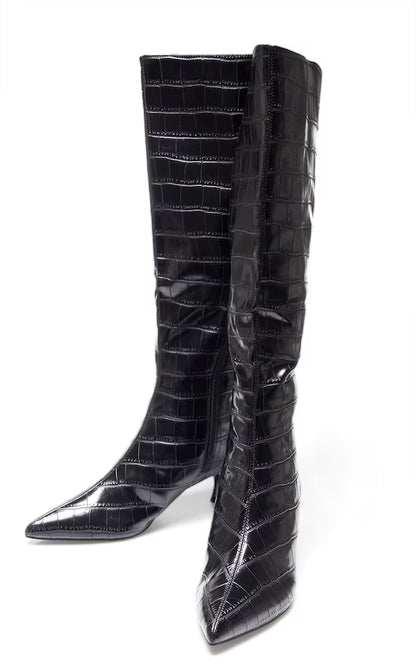 Botas altas de tacón bajo con punta cuadrada de charol cocodrilo negro